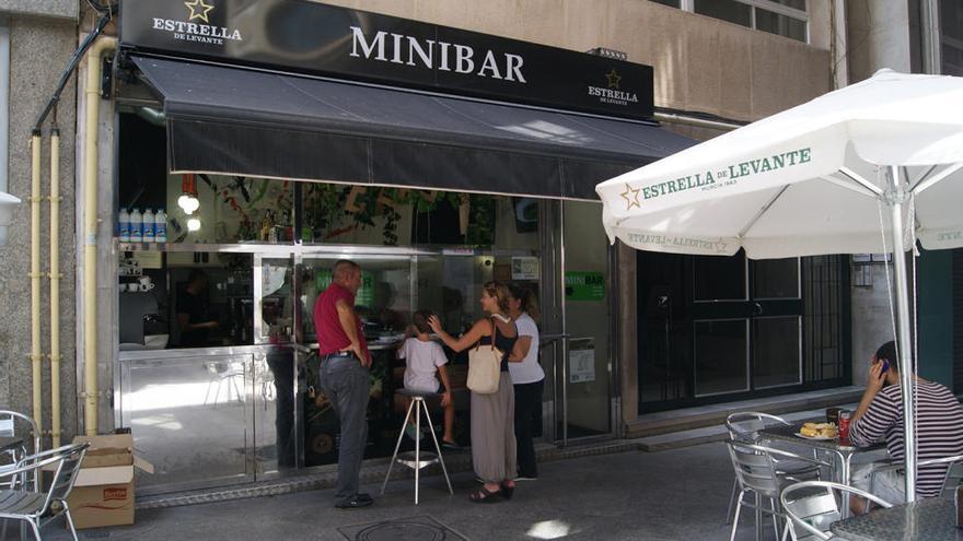 El pequeño pero acogedor Minibar.