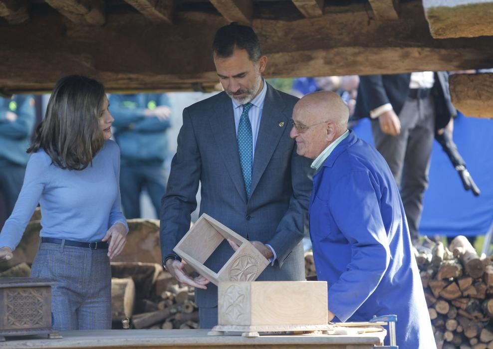 Los Reyes visitan Poreñu, Pueblo Ejemplar 2017