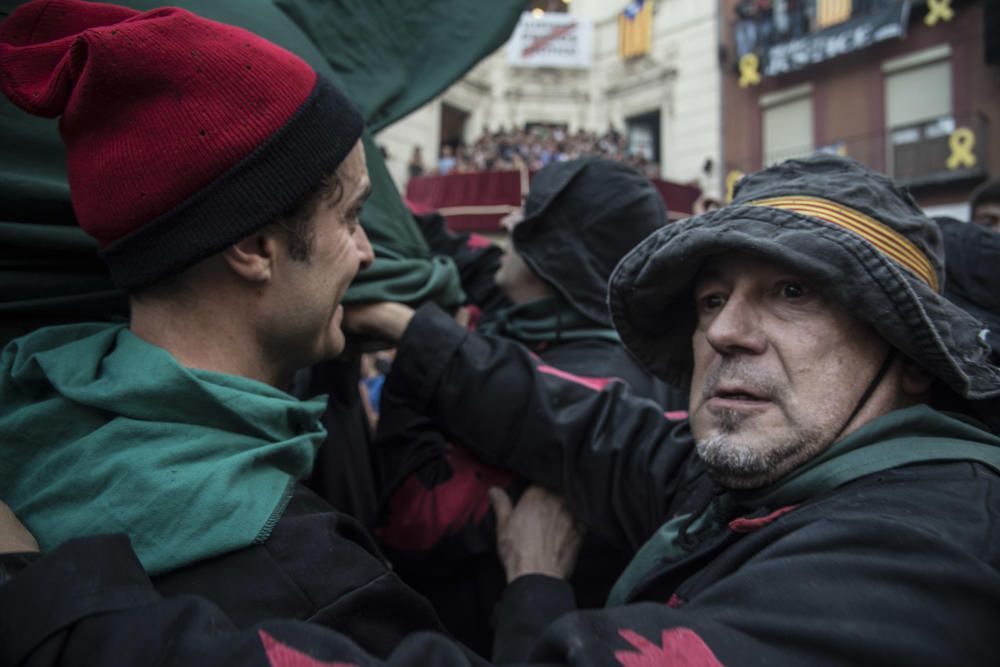 Berga estrena la Patum 2019 amb un passacarrers atapeït i calorós