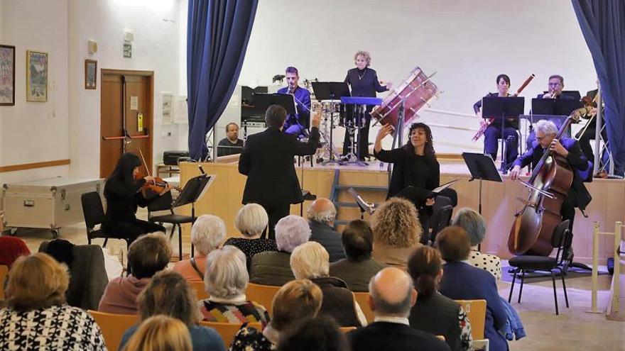 Inicio del ciclo de conciertos 'Barrios sinfónicos' de la Orquesta de Córdoba.