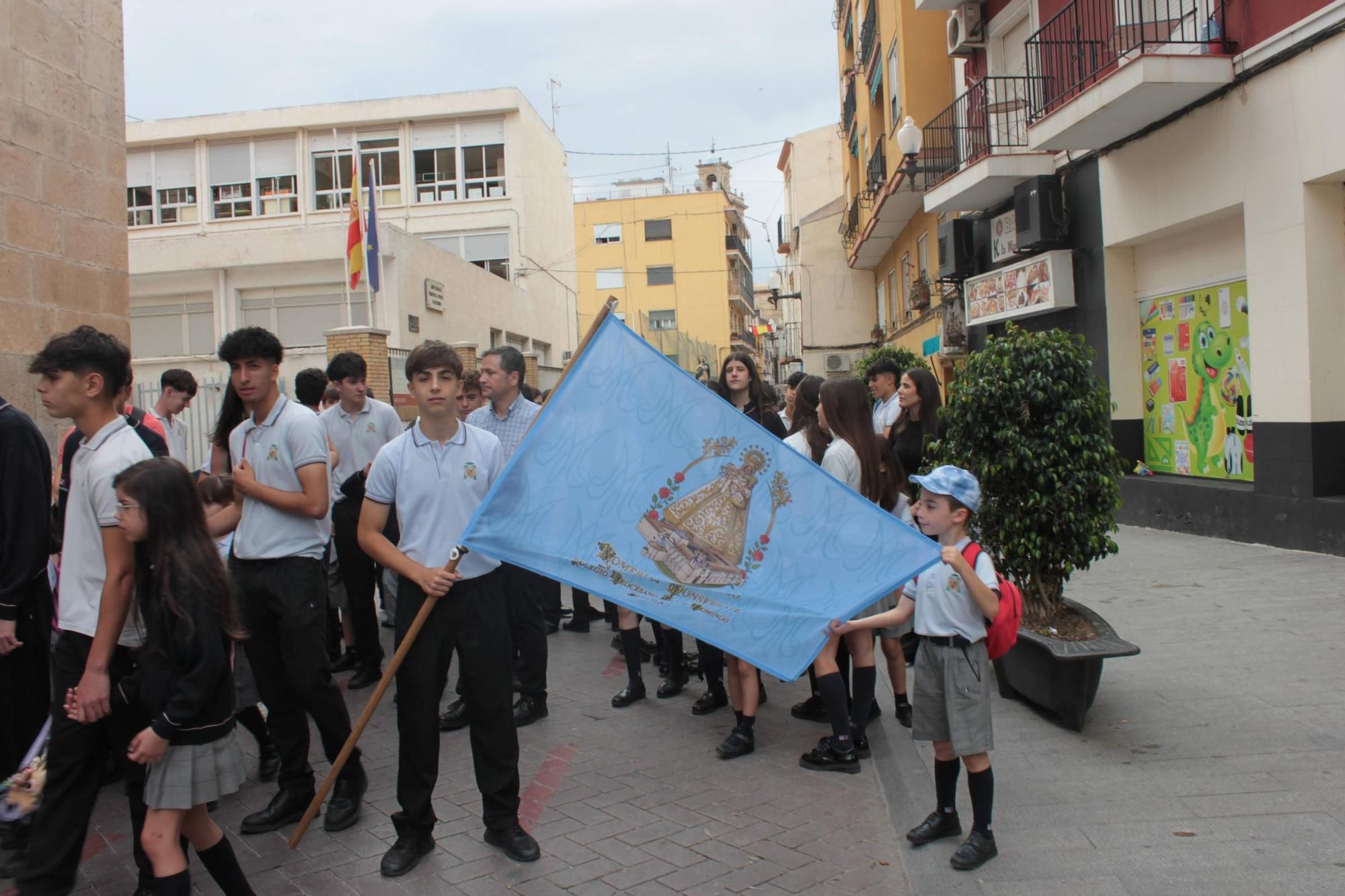 Romería desde el Colegio Santo Domingo de Orihuela al Santuario de Nuestra Señora de Monserrate