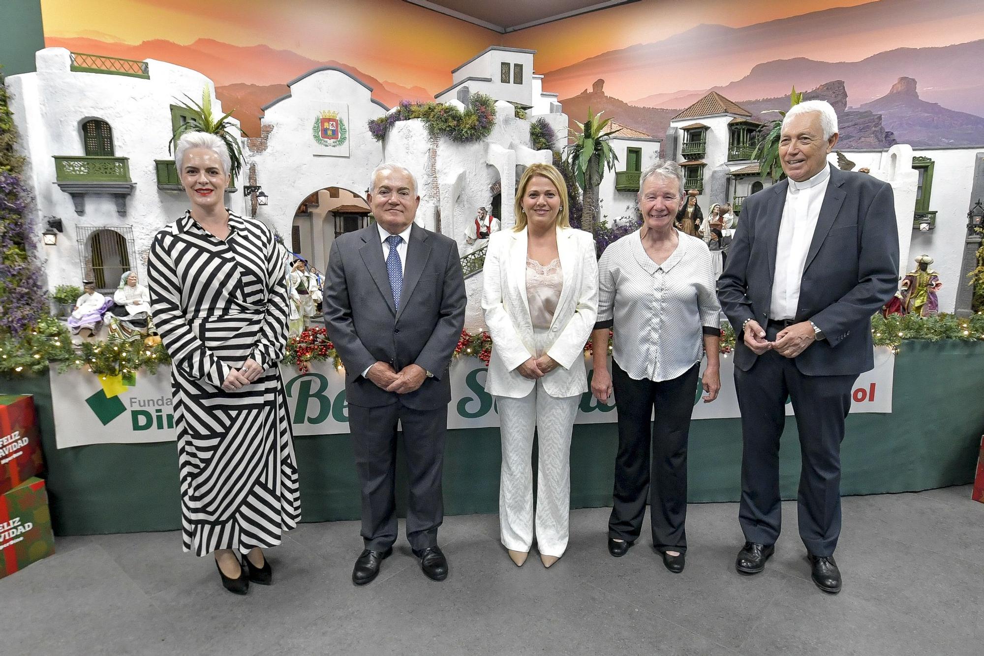 Inauguración del belén de Hiperdino