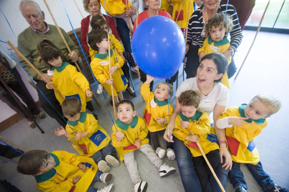 ''Camino por la memoria'' une a niños y mayores