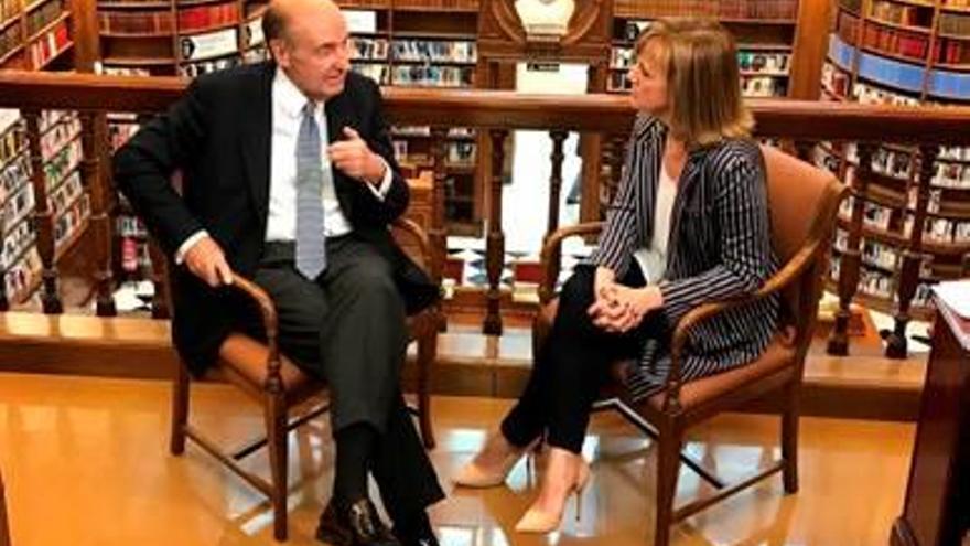 Miquel Roca i Gemma Nierga