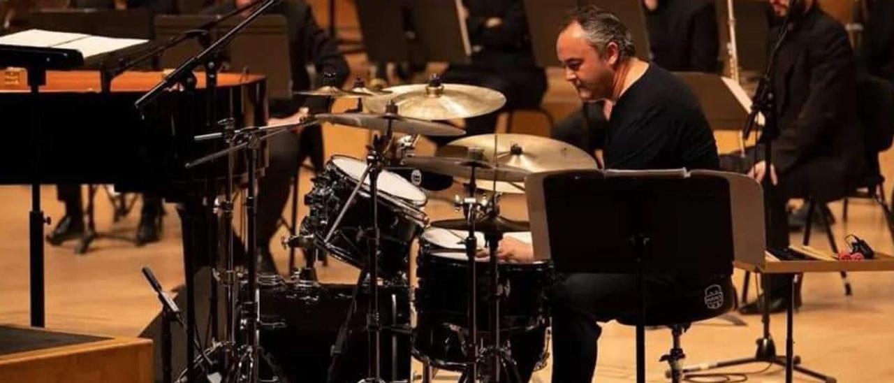 El percusionista Javier Eguillor, en el concierto con la Banda Simfònica de Barcelona que dio en L’Auditori hace unos días. | INFORMACIÓN