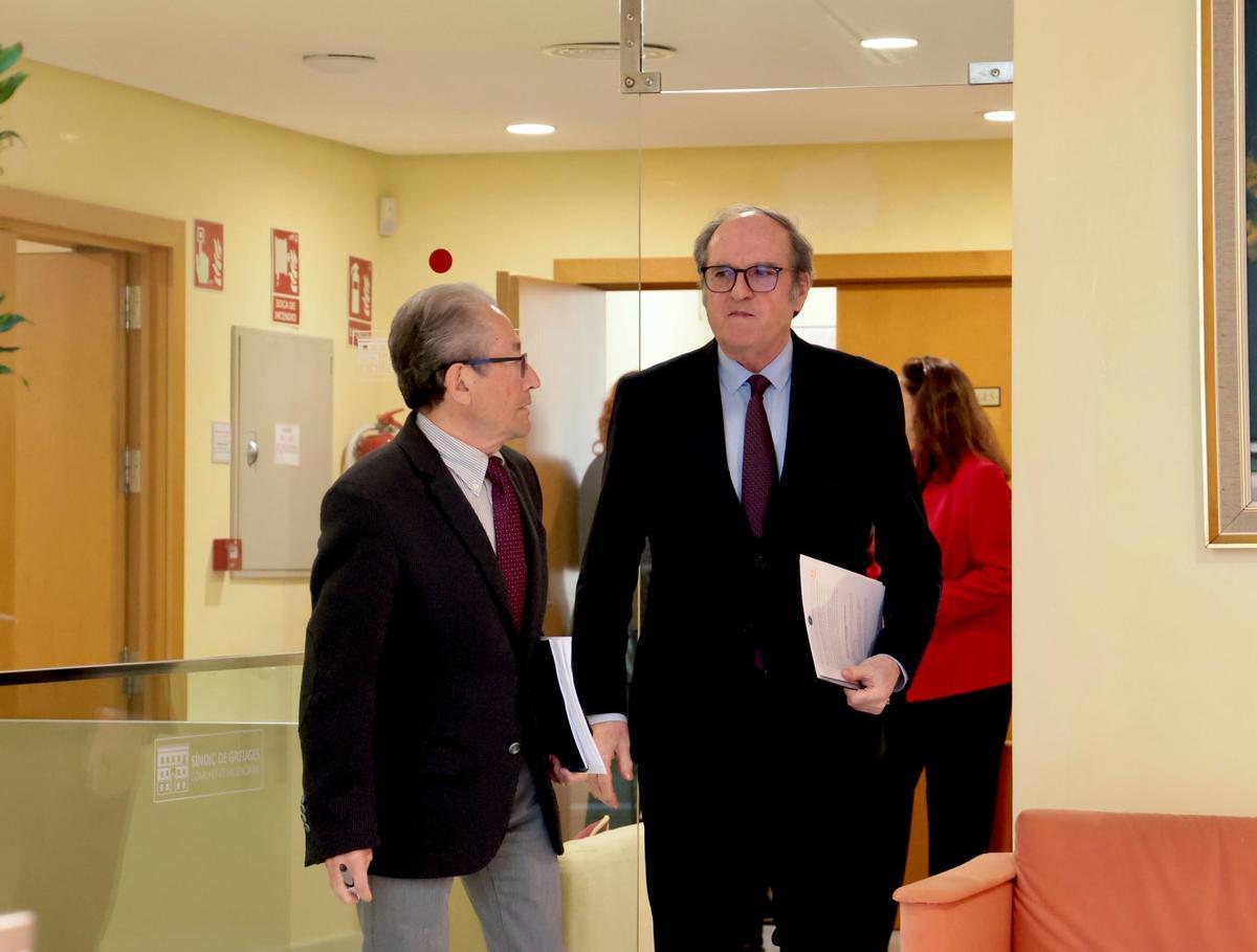 Ángel Luna y Ángel Gabilondo en el Síndic de Greuges