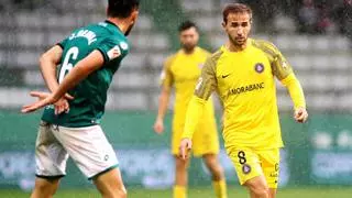 Sergi Samper, centrado ya en el duelo ante el Eldense