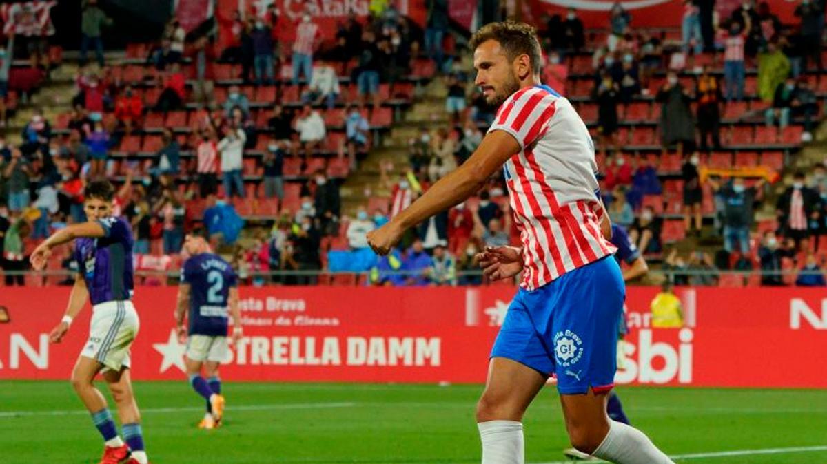 Stuani celebra su tanto ante el Valladolid