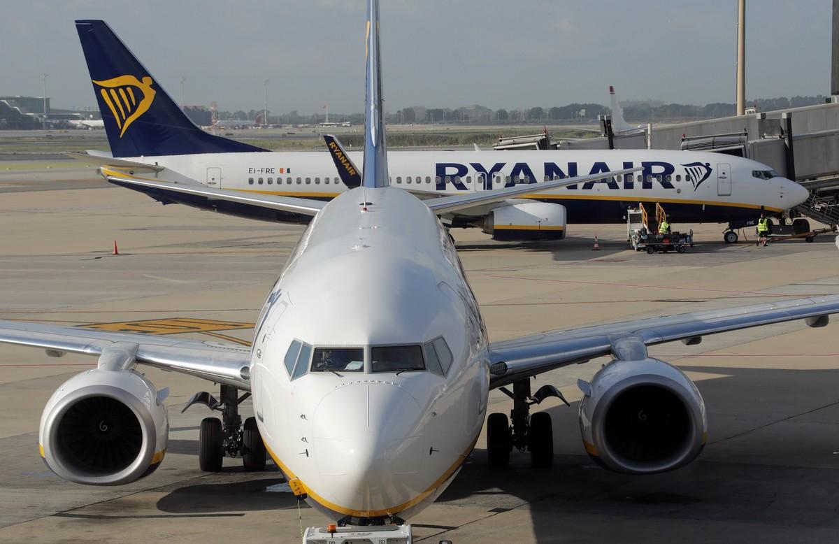 Aviones de Ryanair en Barcelona. Aviones de Ryanair en Barcelona.