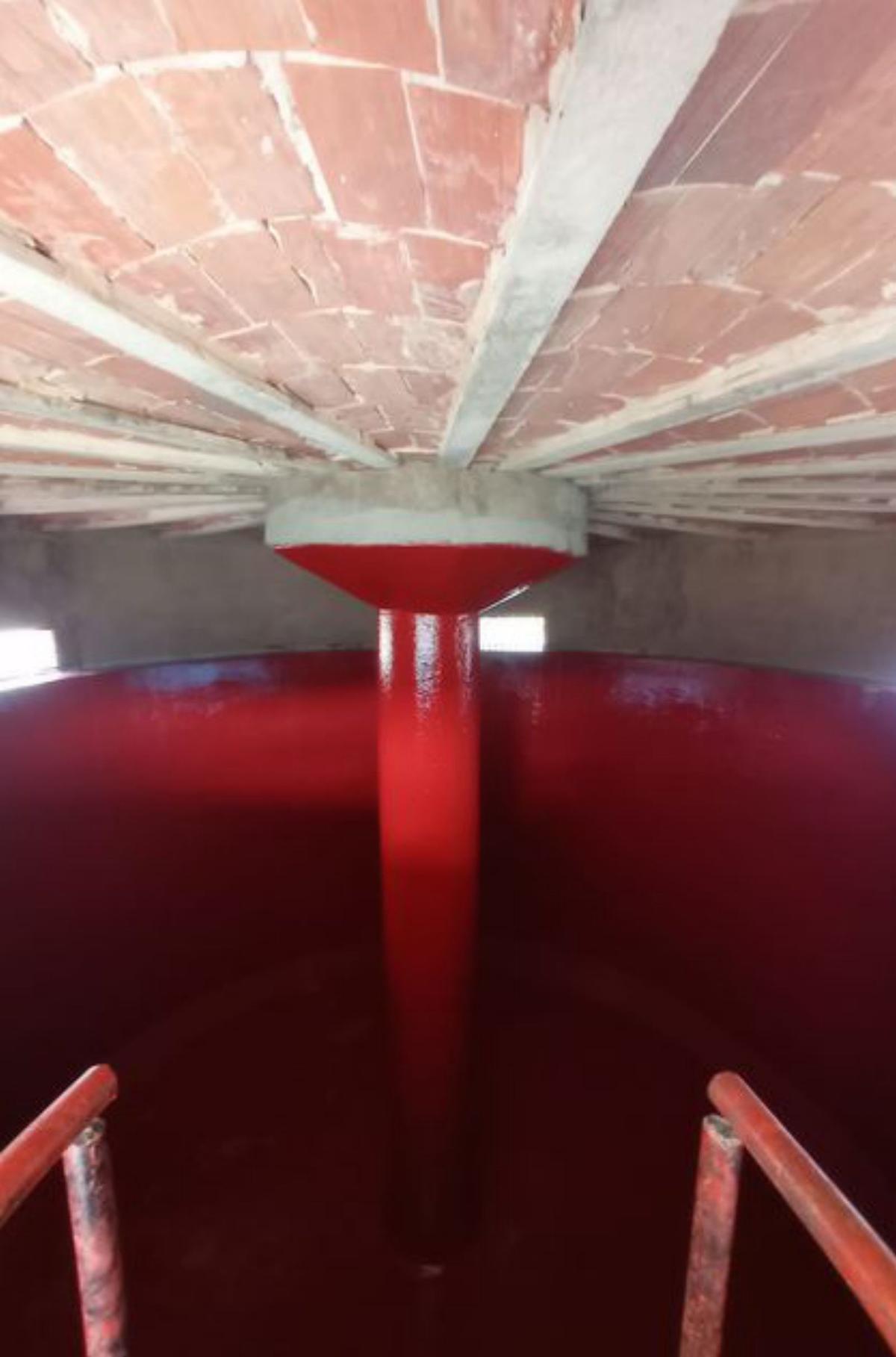Interior del depósito de agua.