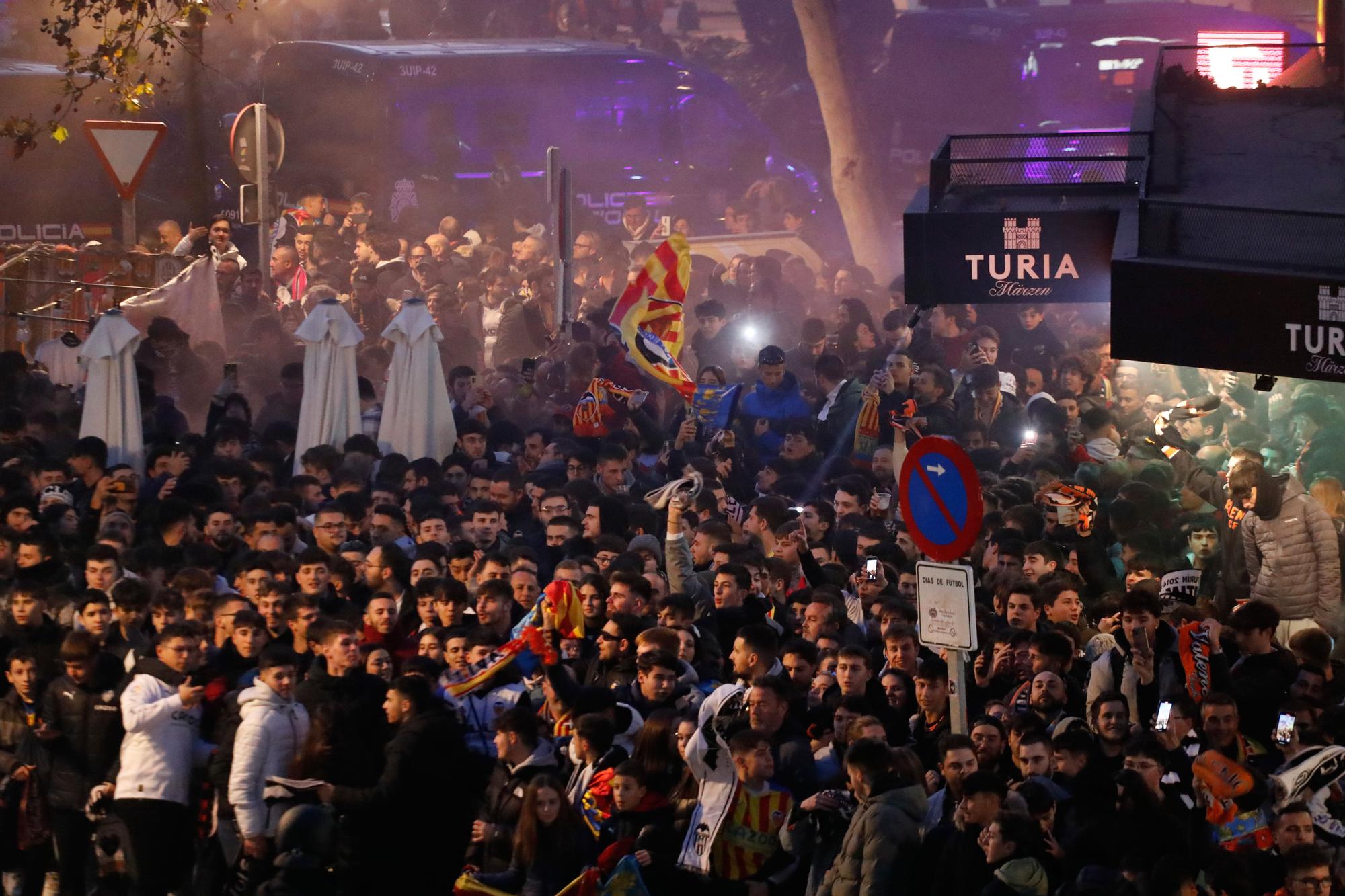 Llegada del Valencia a Mestalla