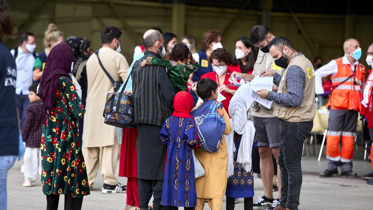 Balance del operativo español en Afganistán: 2.181 personas evacuadas en 17 vuelos durante 9 días