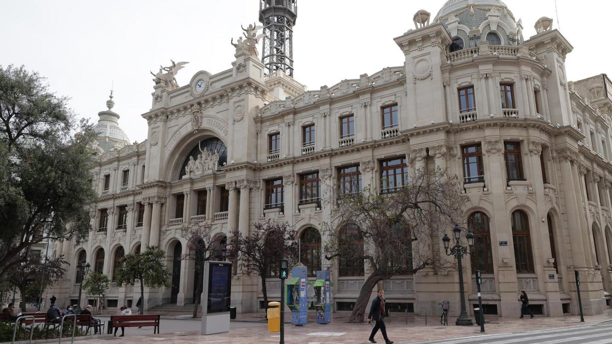 El Palacio de las Comunicaciones, en la plaza del Ayuntamiento.