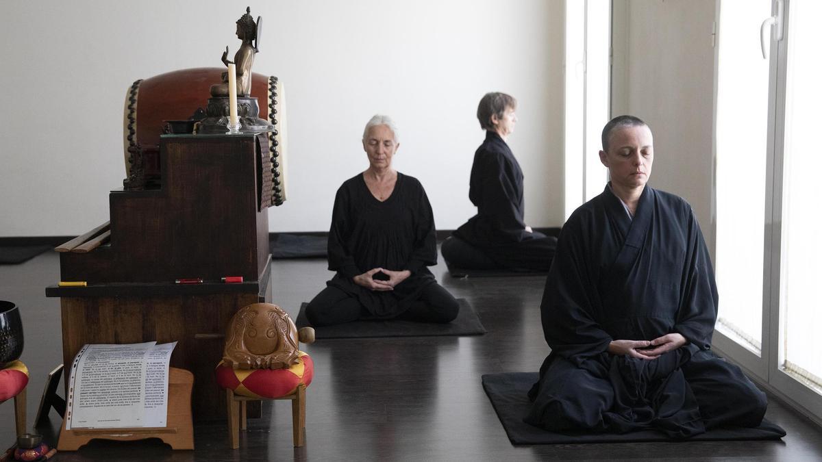 Meditación en el Dojo Zen Kannon. 