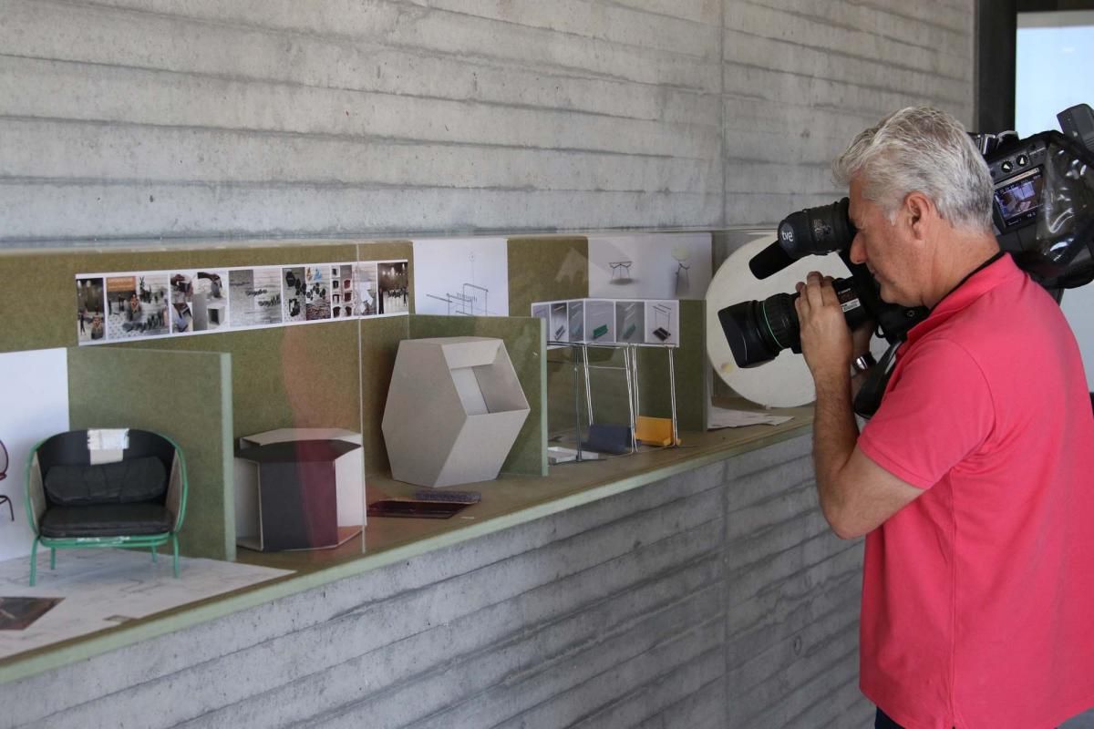 Exposición 'Procesos. Taller de diseño de mobiliario con Juan Cuenca' en el C3A