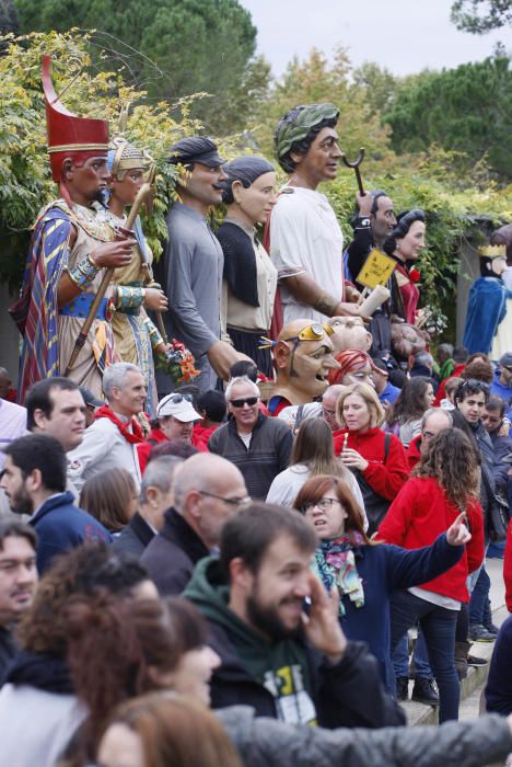 Plantada de gegants i cercavila a Girona