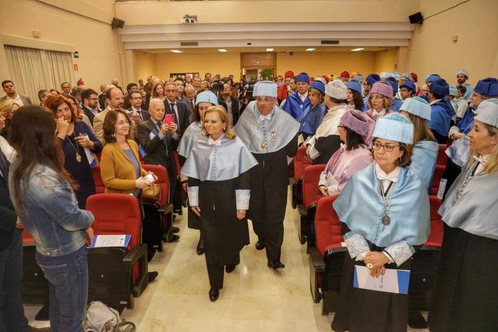 Carme Riera recibe el 'doctor honoris causa'