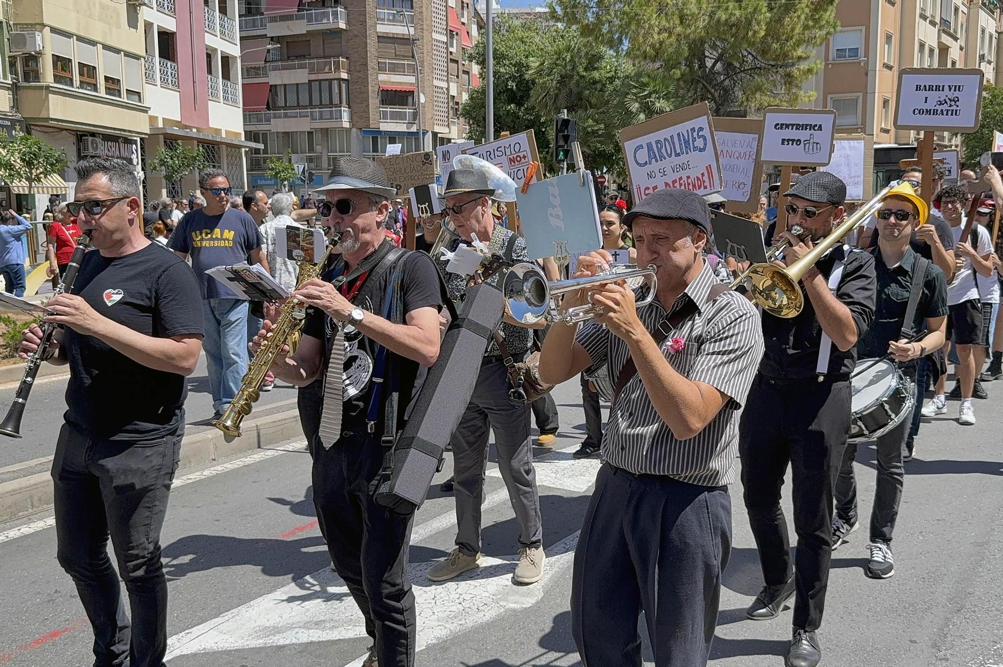 "Carolinas no se vende, se defiende"
