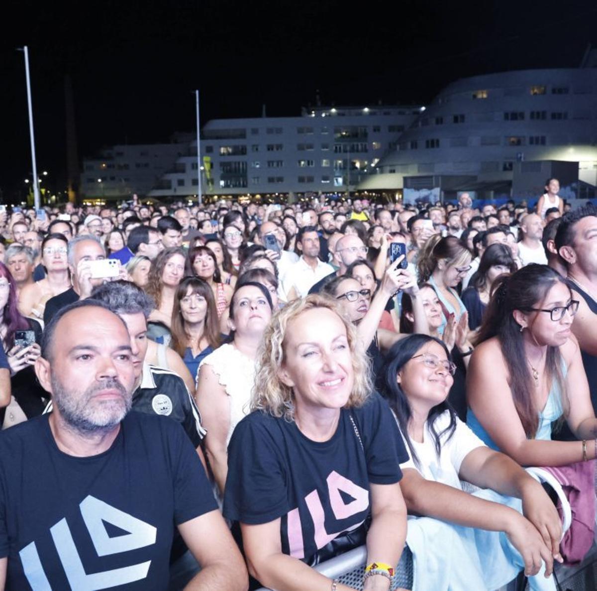 Público en Poniente. | ÁNGEL GONZÁLEZ