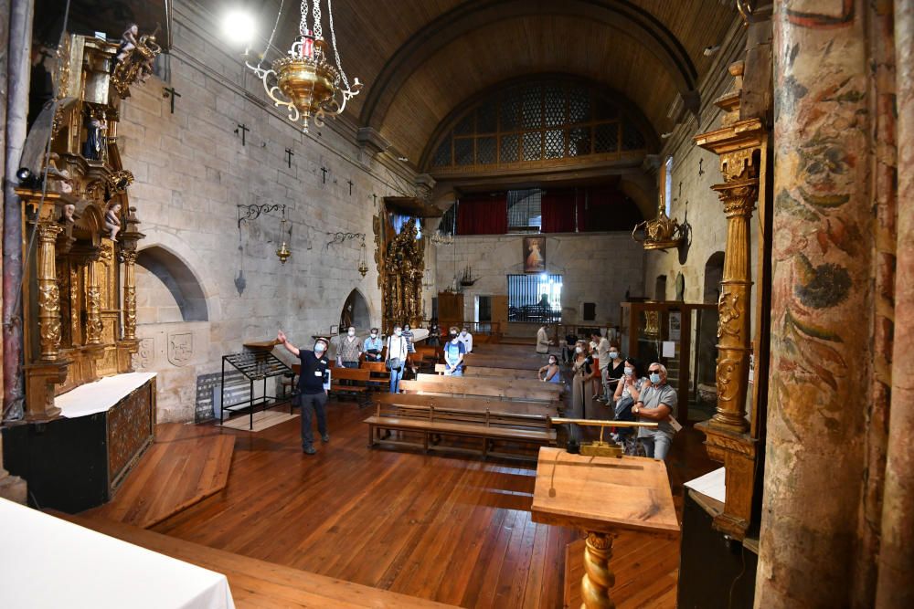 El convento de Santa Clara muestra sus tesoros a los pontevedreses