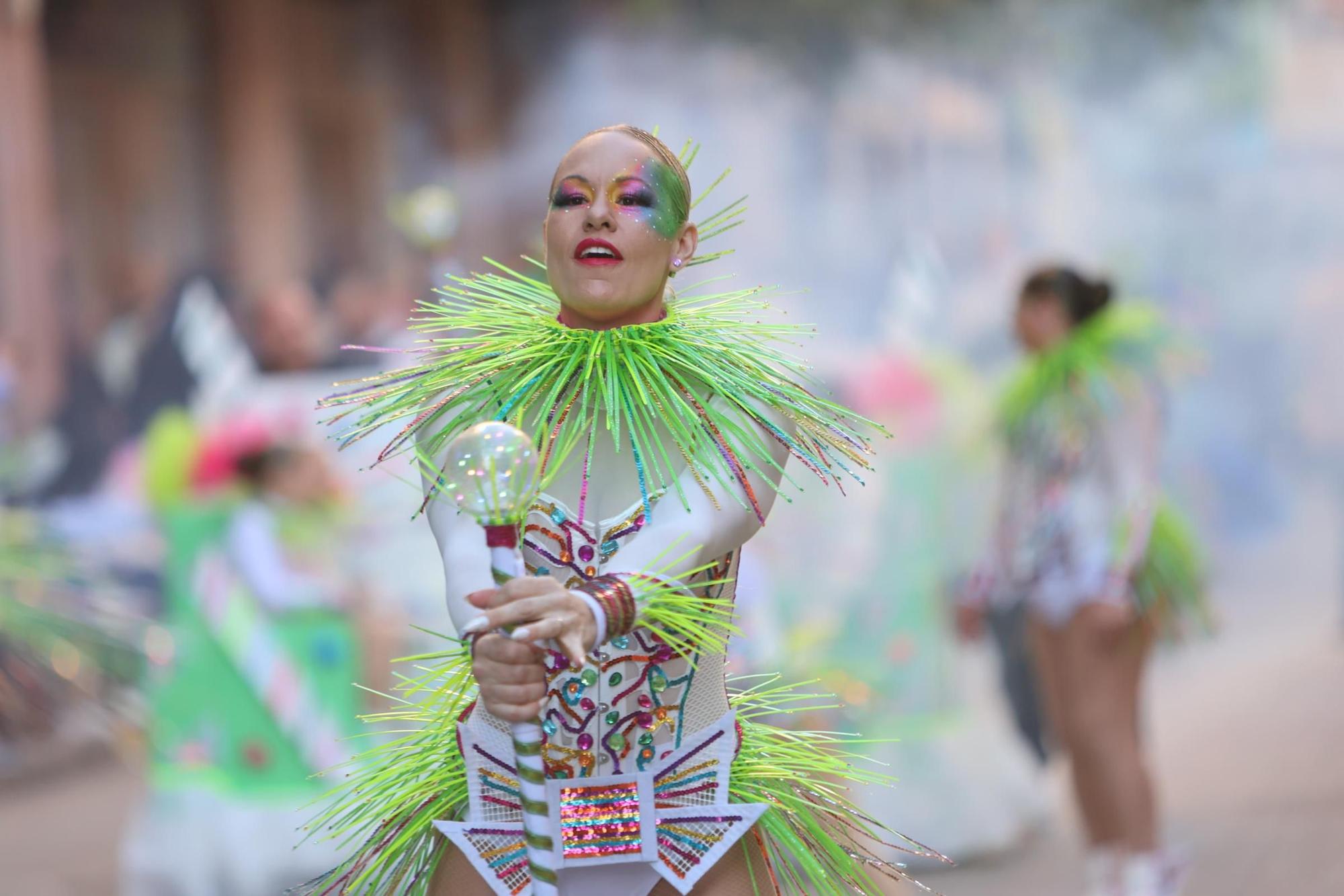 Las mejores imágenes del desfile concurso de Carnaval de Torrevieja 2024 están aquí