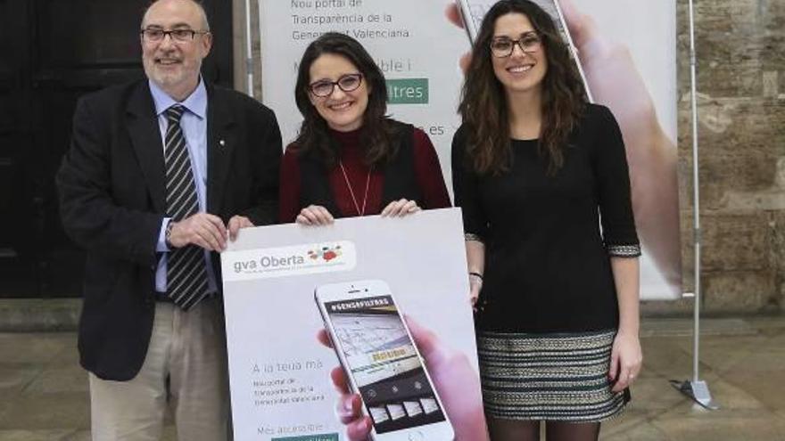 Alcaraz y Oltra, durante la presentación del portal de Transparencia de la Generalitat.