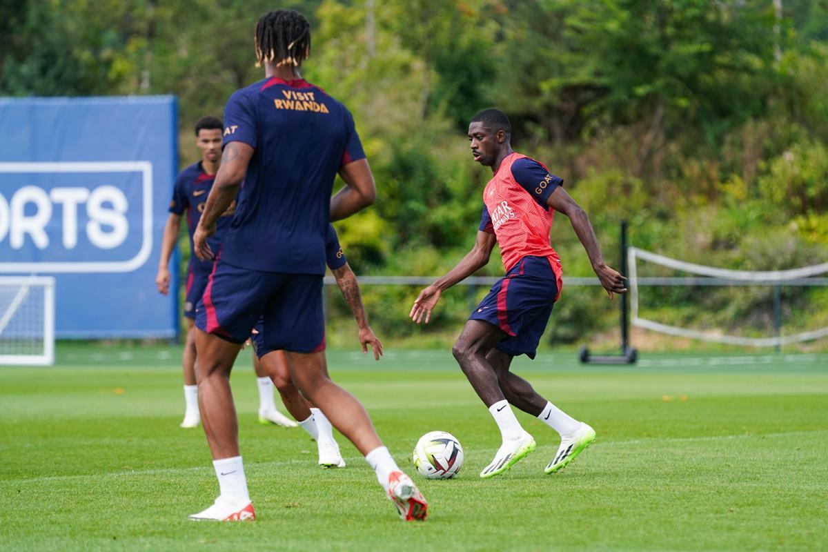 El PSG presume del retorno de Mbappé... ¡en el estreno de Dembélé con el grupo! El PSG presume del retorno de Mbappé... ¡en el estreno de Dembélé con el grupo!
