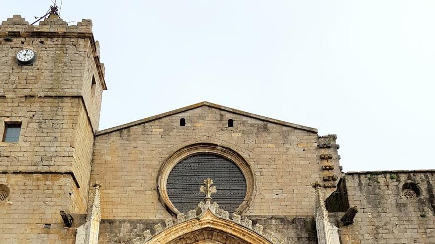 Un viatge sobre rodes pel centre històric de Castelló d&#039;Empúries