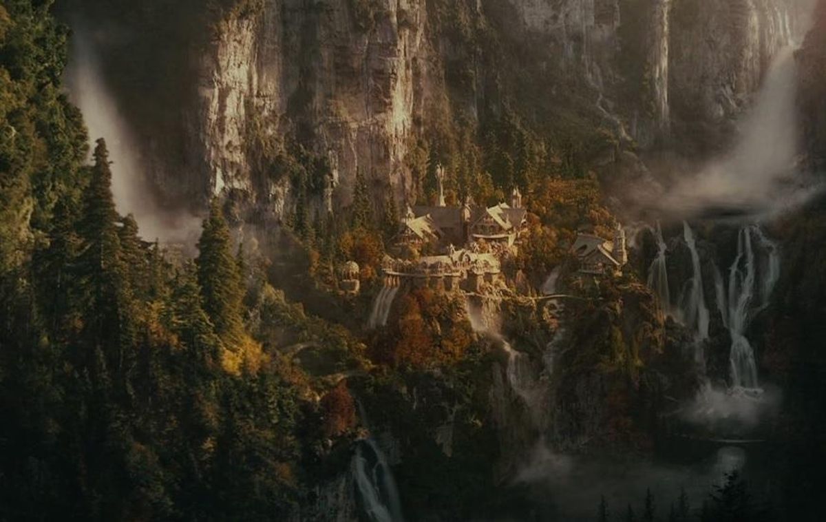 Rivendel, casa de Elrond, gran ciudad de los elfos