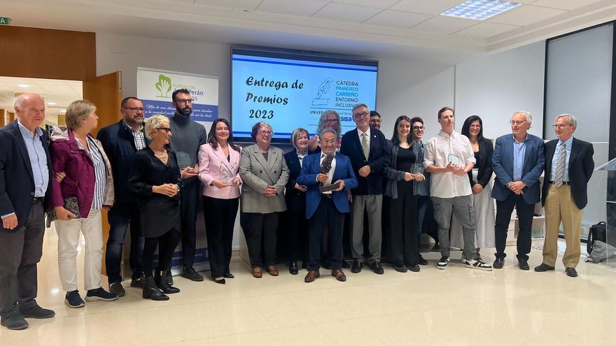 La cátedra que rompe barreras en la UMH de Elche entrega sus premios