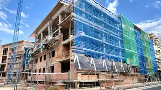 Así avanzan las obras de la Fábrica de Vidrio: el 'cascarón' de la primera fase de viviendas, a punto de terminar