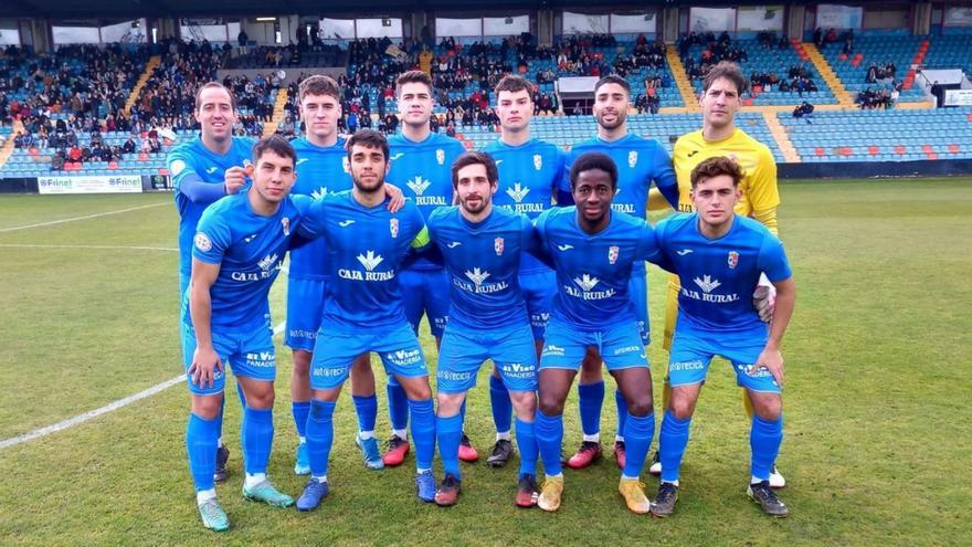 Once inicial del CD Villaralbo en su partido frente al Salamanca CF UDS. | |  CD V