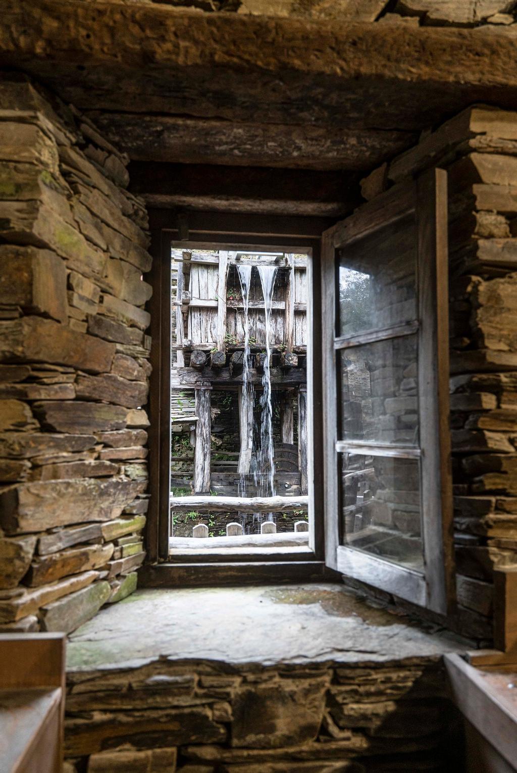 Cascadas desde la ventana.
