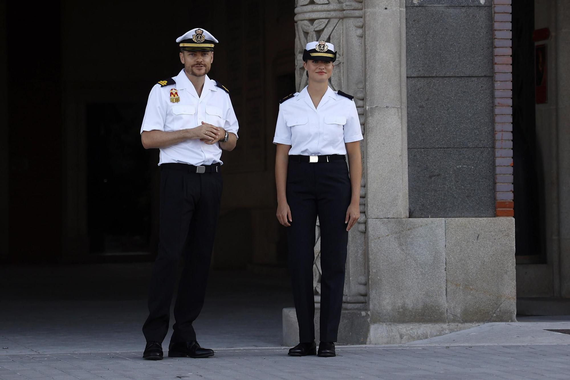 Leonor conoce de primera mano la Escuela Naval de Marín