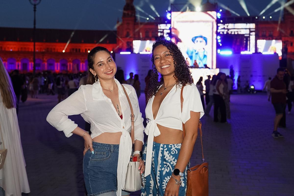 ¿Estuviste en el concierto de Pablo Alborán en Icónica Santalucía Sevilla Fest? ¡Búscate en nuestra fotogalería!