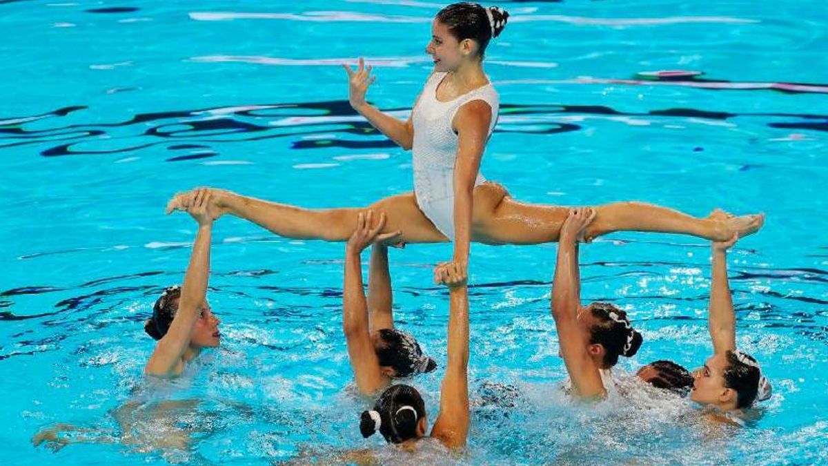 El combinat espanyol durant la rutina acrobàtica