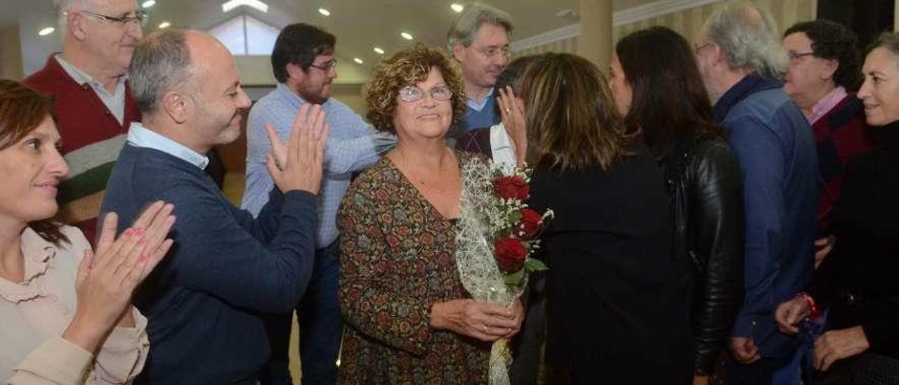 Dolores Folgar, durante el homenaje que le tributaron sus compañeros socialistas. // Noé Parga