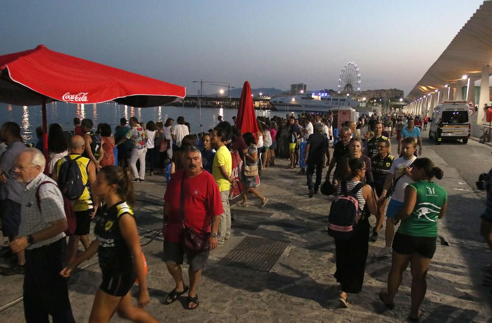 Jornada nocturna de jábegas en El Puerto de Málaga