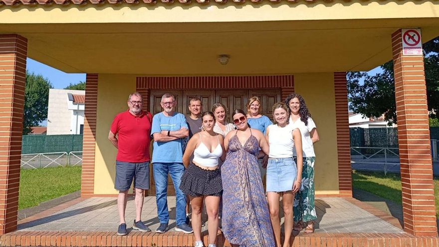El Carbayu de Lugones dedica su centenario al añorado &quot;Manolito el Pegu&quot;: &quot;Esta fiesta es suya&quot;