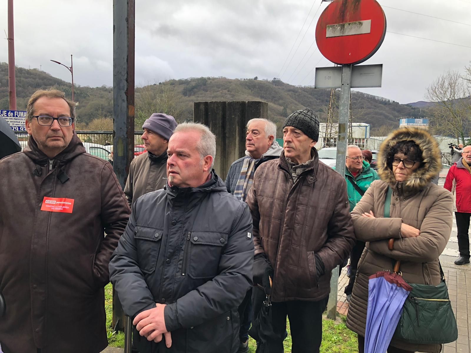 Protesta de los pensionistas en Langreo para pedir mejoras en la sanidad