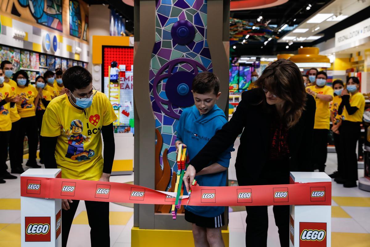 Momento de la inauguración de la nueva tienda de Lego en Barcelona.