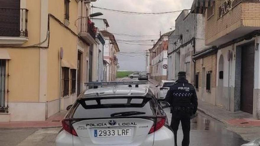 La Policía Local de Puente Genil evita la ocupación ilegal de una vivienda