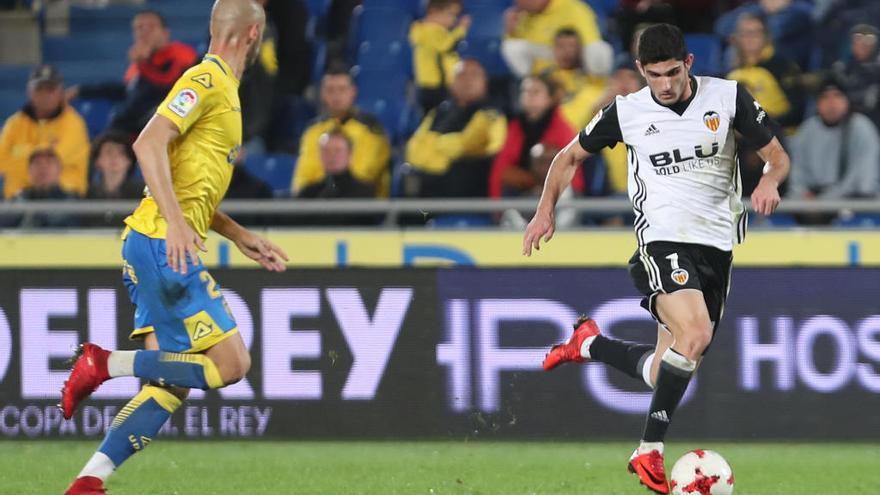 Gonçalo Guedes, en acción.