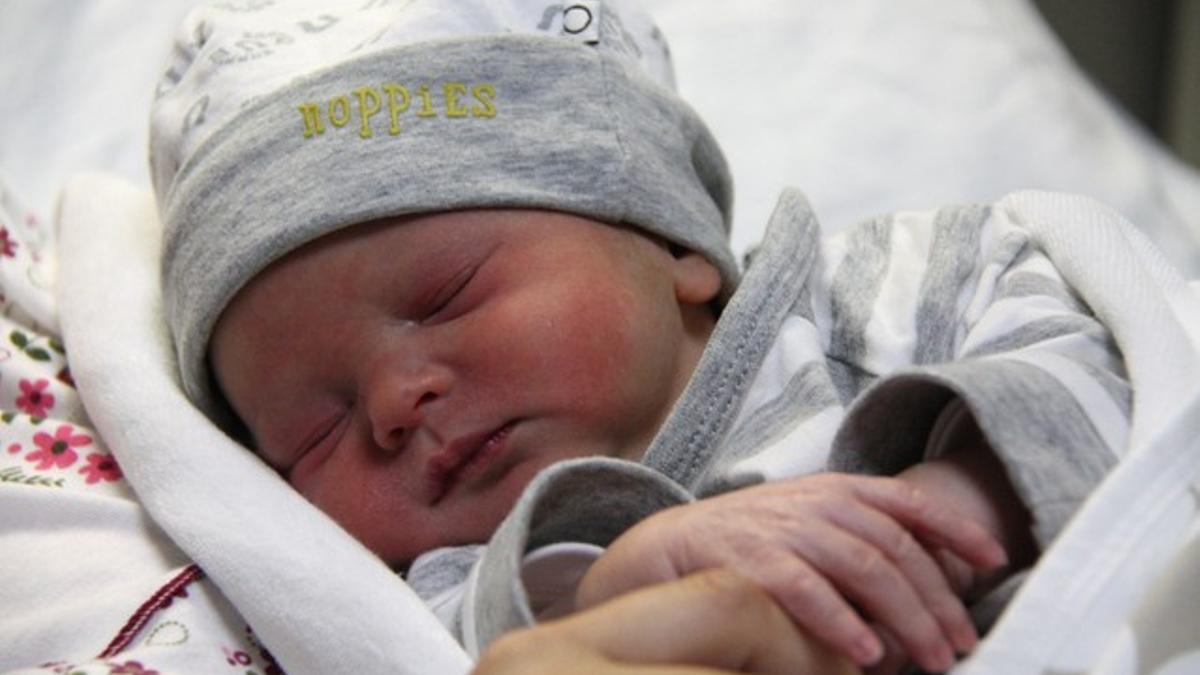Tanai, el primer bebé del 2014, nacido en Tarragona.