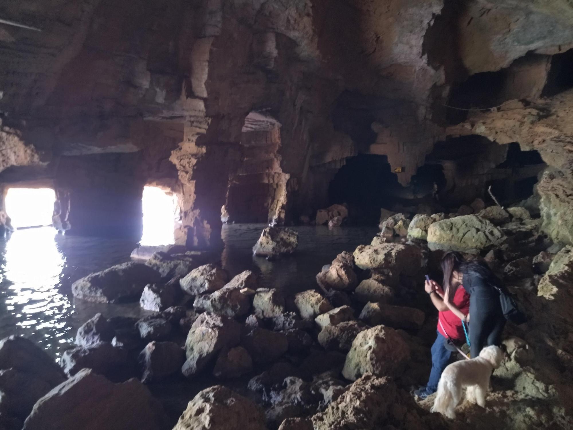 A la torre del Gerro y la Cova Tallada sin tropezar con la masificación