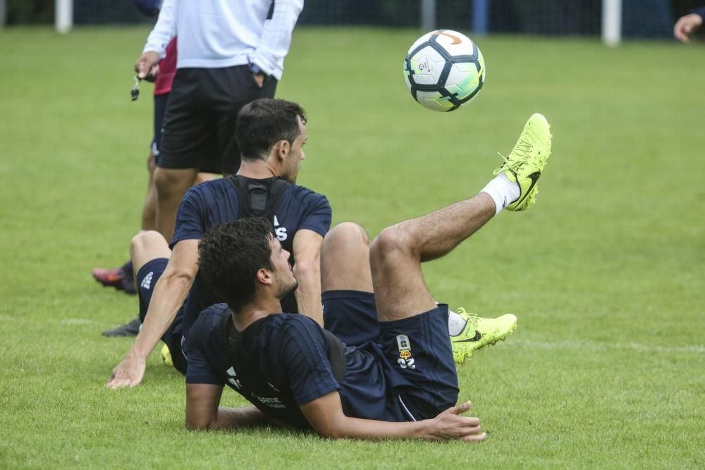 Entrenamiento del Real Oviedo en el Requexón