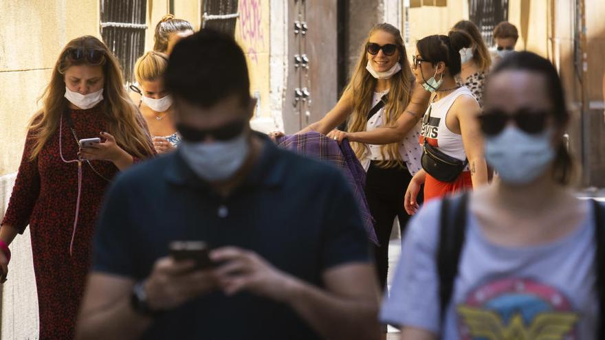 Vuelve el deporte en grupo y los paseos en familia a pesar de no cambiar de fase