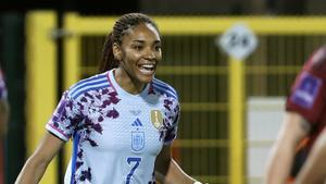 Salma Paralluelo mantiene un gran idilio con el gol