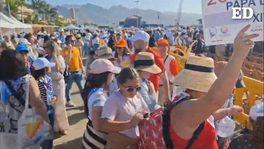 ‘It’s Odd to See So Many People Gathered Without It Being Carnival’: Santa Cruz Port Crowded for the Visit of Pope Leo XIV ‘It’s Odd to See So Many People Gathered Without It Being Carnival’: Santa Cruz Port Crowded for the Visit of Pope Leo XIV