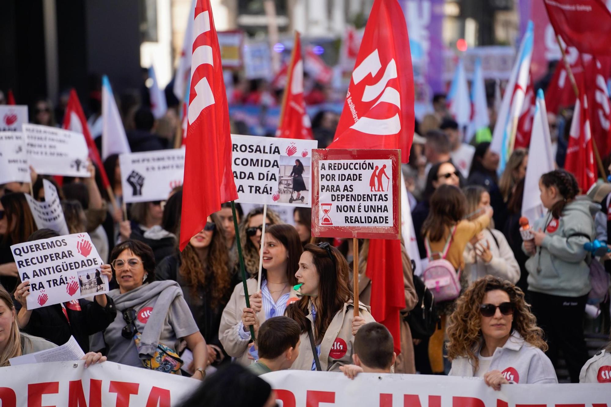 Más de 600 trabajadores de tiendas de Inditex protestan en A Coruña para exigir mejoras